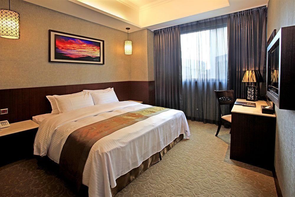 Guanko Hotel Chiayi Exterior foto